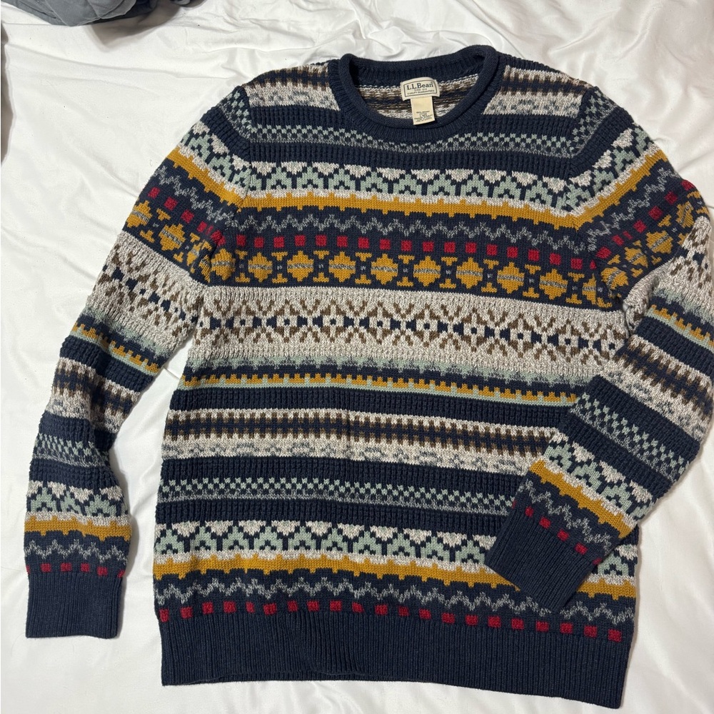 L.L. Bean Men's Navy Patterned Crewneck Sweater